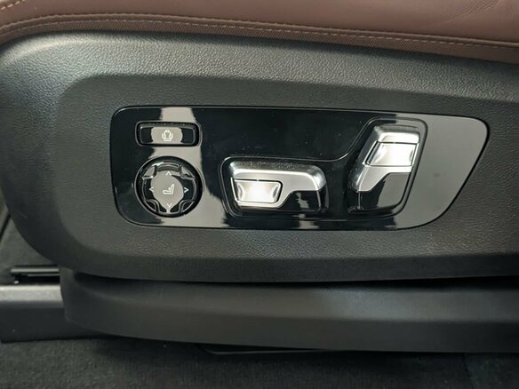 2026 BMW X7 40d I (G07) Рестайлинг, серый, 19250000 рублей - вид 20