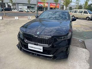 2025 BMW 5 серии Long 530Li xDrive VIII (G60/G61/G68), чёрный, 6579225 рублей, вид 1