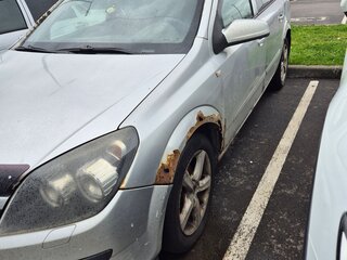 2005 Opel Astra H, серебристый, 350000 рублей, вид 1