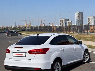 2017 Ford Focus III Рестайлинг, белый, 1200000 рублей, вид 5