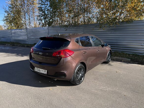 2014 Kia Ceed II, коричневый, 745000 рублей - вид 5