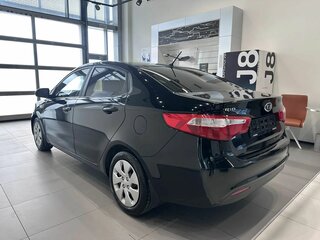 2011 Kia Rio III, чёрный, 800000 рублей, вид 4