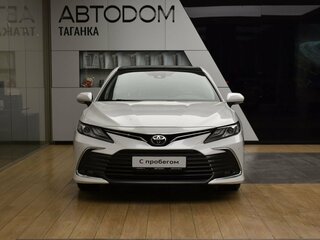 2023 Toyota Camry VIII (XV70) Рестайлинг, белый, 3200000 рублей, вид 2