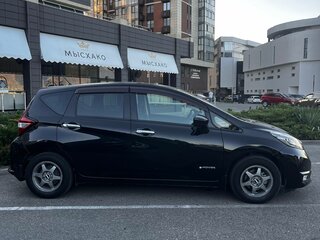 2018 Nissan Note II Рестайлинг, чёрный, 1449000 рублей, вид 4
