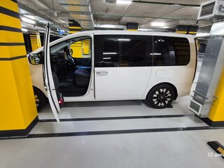 2024 Hyundai Staria I, белый, 7650000 рублей, вид 3