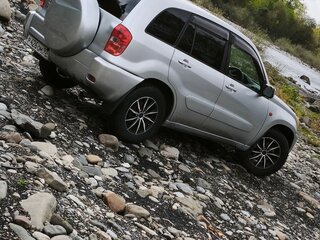 2002 Toyota RAV4 II (XA20), серый, 750000 рублей, вид 5