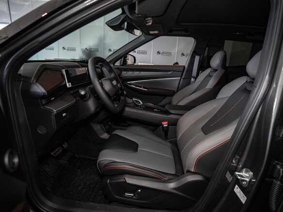 2026 Geely Cityray, серый, 3384990 рублей - вид 9