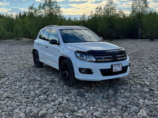 2014 Volkswagen Tiguan I Рестайлинг, белый, 1500888 рублей, вид 1