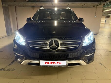 2016 Mercedes-Benz GLE 350 d I (W166), чёрный, 4000000 рублей, вид 2