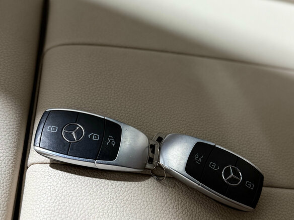 2020 Mercedes-Benz GLA 200 II (H247), чёрный - вид 15