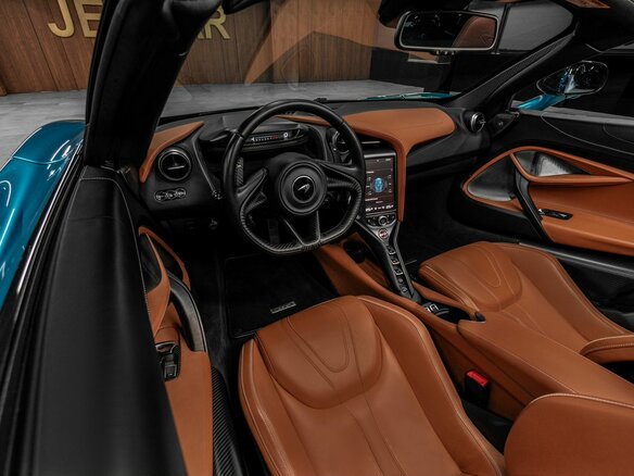 2019 McLaren 720S, синий, 26320000 рублей - вид 19