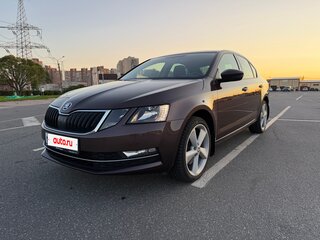 2019 Skoda Octavia III (A7) Рестайлинг, коричневый, 2000000 рублей, вид 1