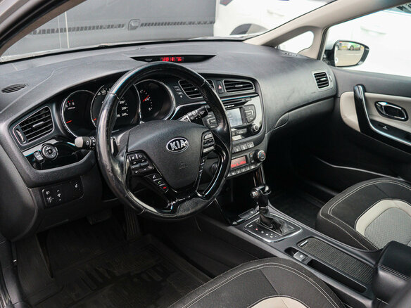 2014 Kia Ceed II, серый, 850000 рублей - вид 11
