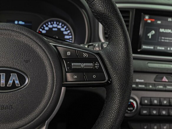 2018 Kia Sportage IV Рестайлинг, белый, 2439000 рублей - вид 18