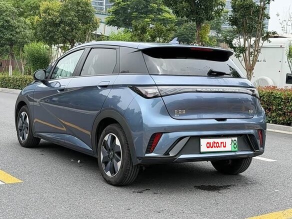 2025 BYD Dolphin 44.9 kWh I, синий, 1510001 рублей - вид 6