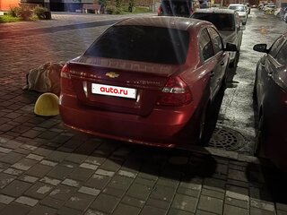 2007 Chevrolet Aveo I Рестайлинг, красный, 340000 рублей, вид 3