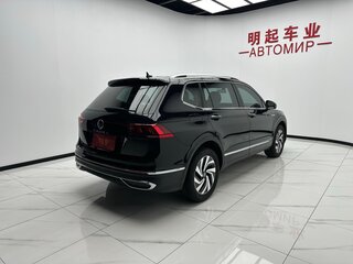 2022 Volkswagen Tiguan II Рестайлинг, чёрный, 2514000 рублей, вид 4