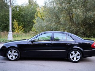2008 Mercedes-Benz E-Класс 230 III (W211, S211) Рестайлинг, чёрный, 1400000 рублей, вид 4