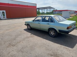 1982 Audi 80 III (B2), зелёный, 450000 рублей, вид 4
