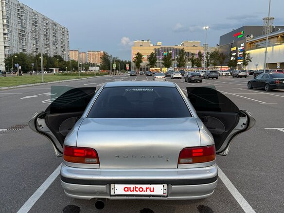 1995 Subaru Impreza I, серебристый - вид 5