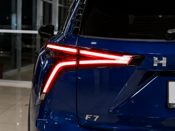 2026 Haval F7 II, синий - вид 11