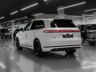 2026 Aito M7 53.4 kWh II, белый, 9900000 рублей, вид 4