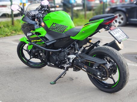 2019 Kawasaki Ninja 400, зелёный, 598000 рублей, вид 5