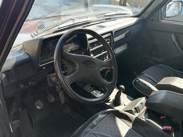 2012 Lada (ВАЗ) 2121 (4x4) I Рестайлинг, пурпурный, 270000 рублей - вид 2