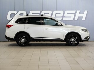 2019 Mitsubishi Outlander III Рестайлинг 3, белый, 1889000 рублей, вид 5