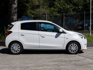 2014 Mitsubishi Mirage VI, белый, 690000 рублей, вид 5