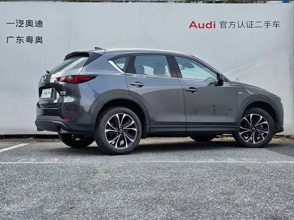 2023 Mazda CX-5 II Рестайлинг, серый, 1950032 рублей - вид 3