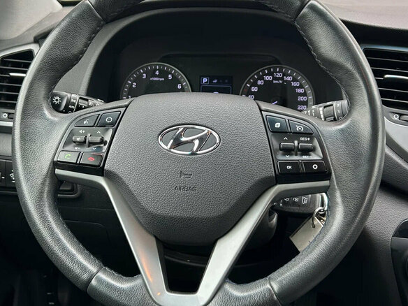 2018 Hyundai Tucson III, белый, 2110000 рублей - вид 16