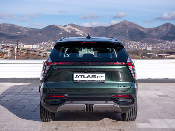 2025 Geely Atlas II, зелёный, 3970990 рублей - вид 9