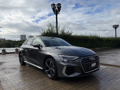 2022 Audi A3 Sportback 35 TFSI IV (8Y), серый, 2450000 рублей, вид 3