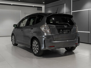 2013 Honda Fit II, серый, 940000 рублей, вид 4