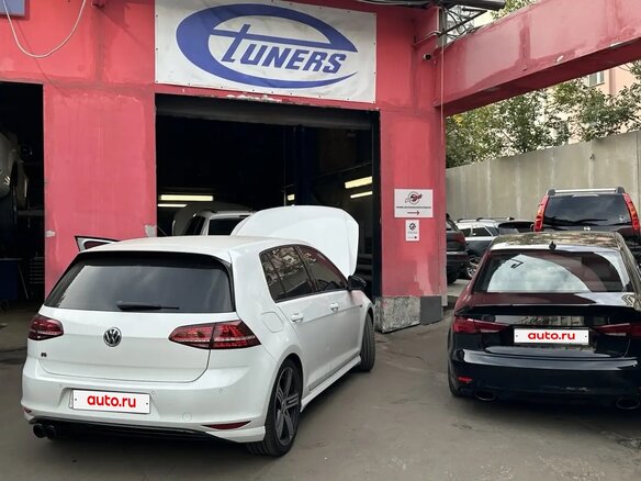2014 Volkswagen Golf VII, белый - вид 25