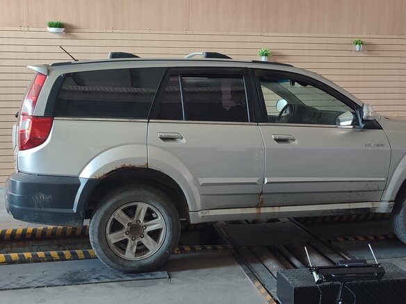 2013 Great Wall Hover H3 I, серебристый, 350000 рублей - вид 2
