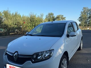 2017 Renault Sandero II, белый, 830000 рублей, вид 3