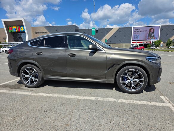 2020 BMW X6 30d III (G06), зелёный, 7980000 рублей - вид 8