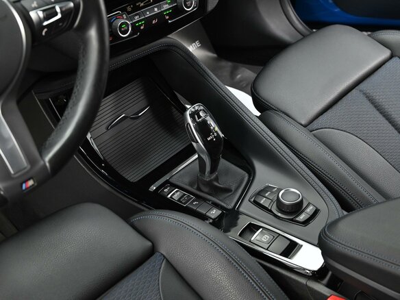 2020 BMW X1 20i xDrive II (F48) Рестайлинг, синий, 2555000 рублей - вид 7