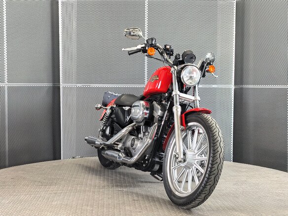 2009 Harley-Davidson Sportster 883, красный, 677000 рублей - вид 2