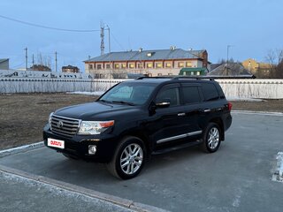 2014 Toyota Land Cruiser 200 Series Рестайлинг 1, чёрный, 5000000 рублей, вид 1