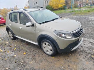 2012 Renault Sandero Stepway I, бежевый, 700000 рублей, вид 2