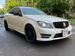 2013 Mercedes-Benz C-Класс 250 III (W204) Рестайлинг, белый, 1900000 рублей, вид 3