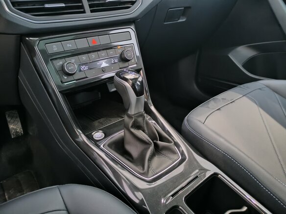 2026 Volkswagen Tharu XR, серый, 2980000 рублей - вид 30