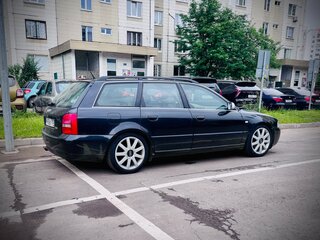 1999 Audi A4 I (B5) Рестайлинг, чёрный, 490000 рублей, вид 2