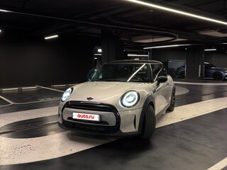 2022 Mini Hatch Cooper III (F55/F56) Рестайлинг 2, серебристый, 2850000 рублей, вид 1