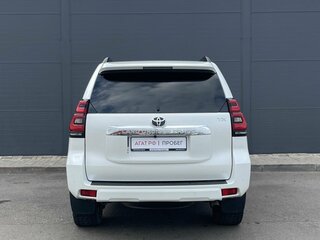 2019 Toyota Land Cruiser Prado 150 Series Рестайлинг 2, белый, 4090000 рублей, вид 5