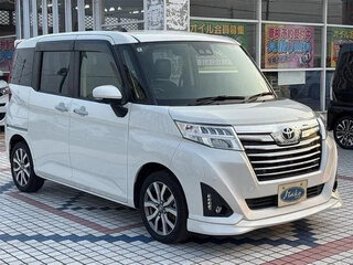 2023 Toyota Roomy I Рестайлинг, белый, 810001 рублей, вид 1