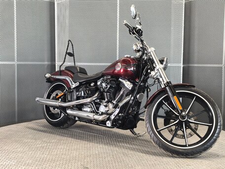 2014 Harley-Davidson Breakout, красный, 1399000 рублей, вид 2